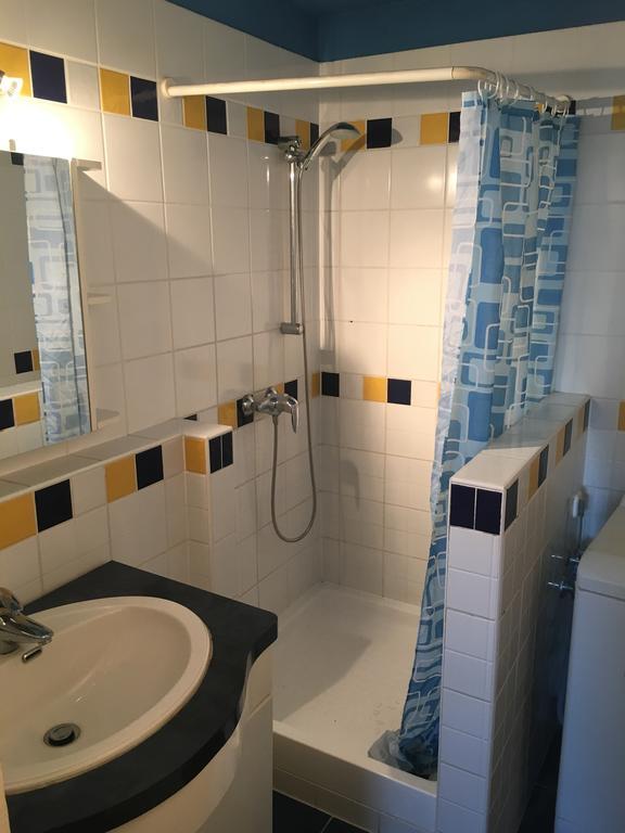 Malnas Macska Apartman Szekszárd Buitenkant foto