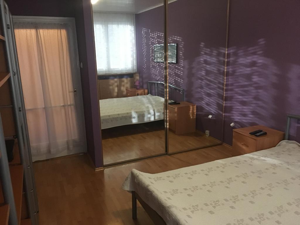 Malnas Macska Apartman Szekszárd Buitenkant foto
